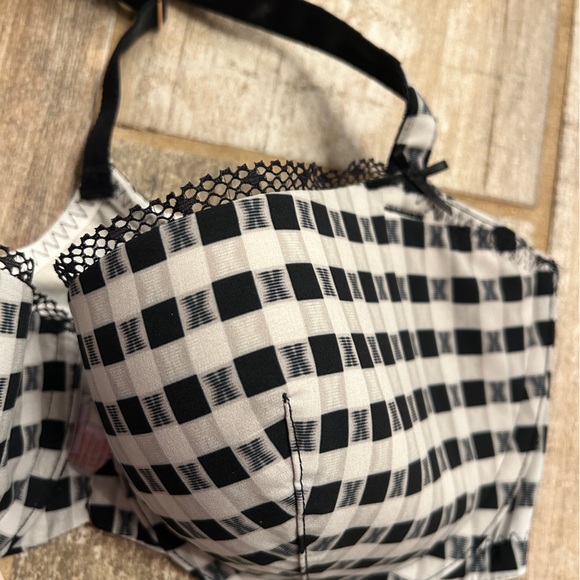 NWT Savage x Fenty Gingham Remix Unlined Plunge Bra, B/W, Size 38DD - Picture 9 of 9
